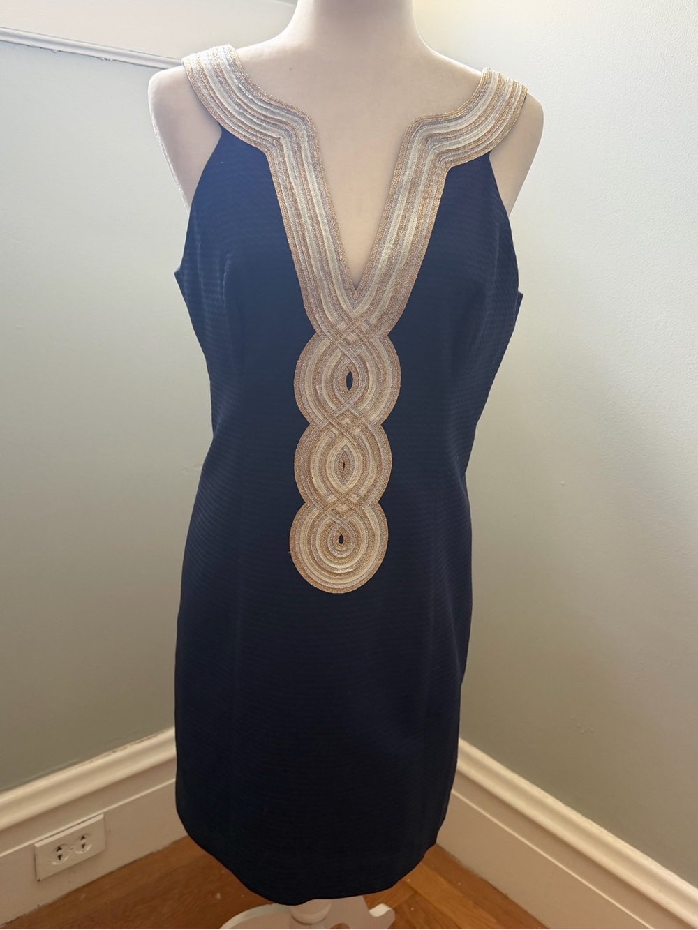 Lilly Pulitzer Navy Embellished Shift Dress Size 8 Gold Metallic Trim Cotton